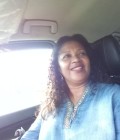 Rencontre Femme Madagascar à Diego Suarez : Maria, 58 ans